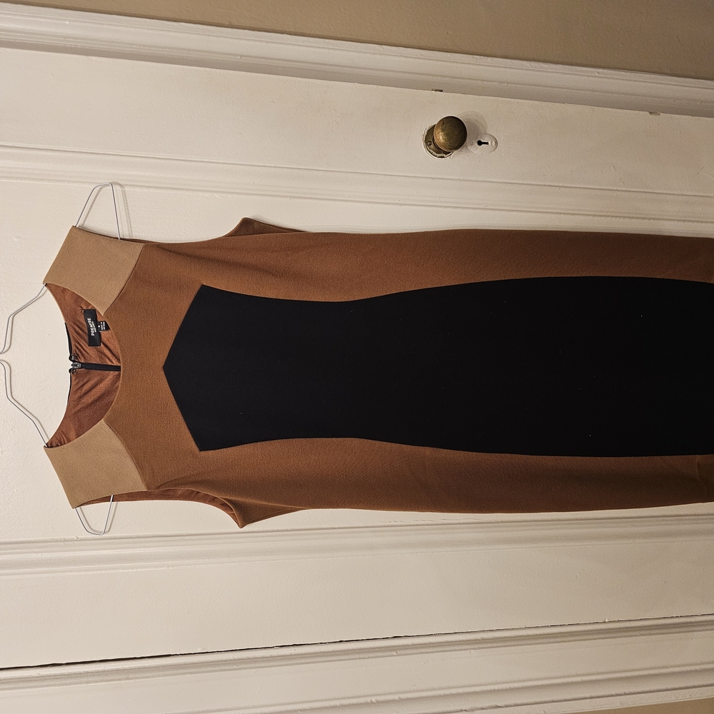 Elegant Black and  V-Neck Sheath Midi Dress